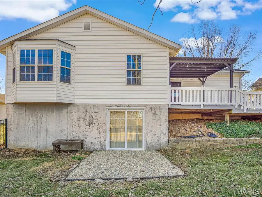 328 Sandalwood Drive, Waterloo, IL 62298 - Image #3