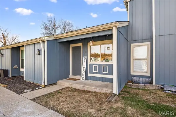 132 Harbor View Drive, Lake St Louis, MO 63367