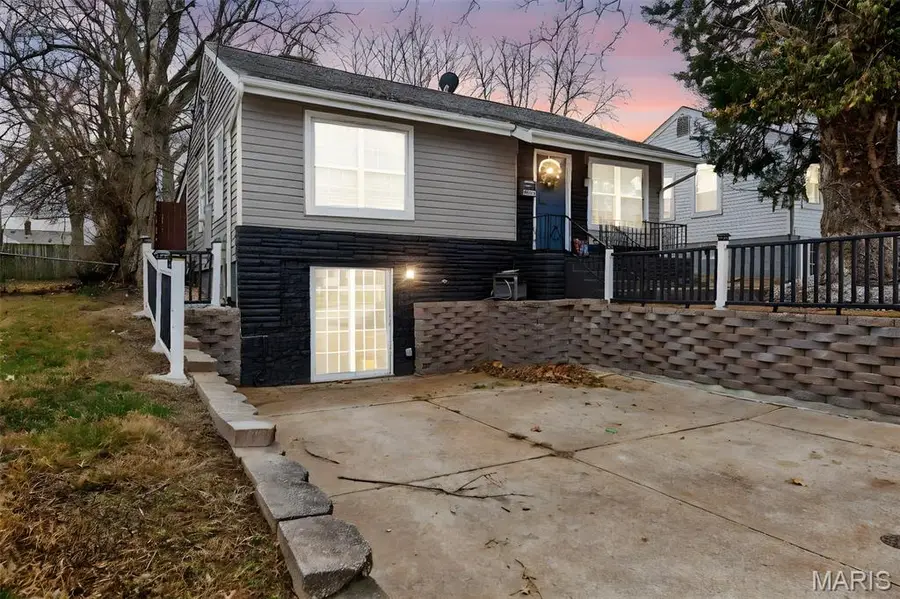 10000 Lackland Road, Overland, MO 63114 - #3