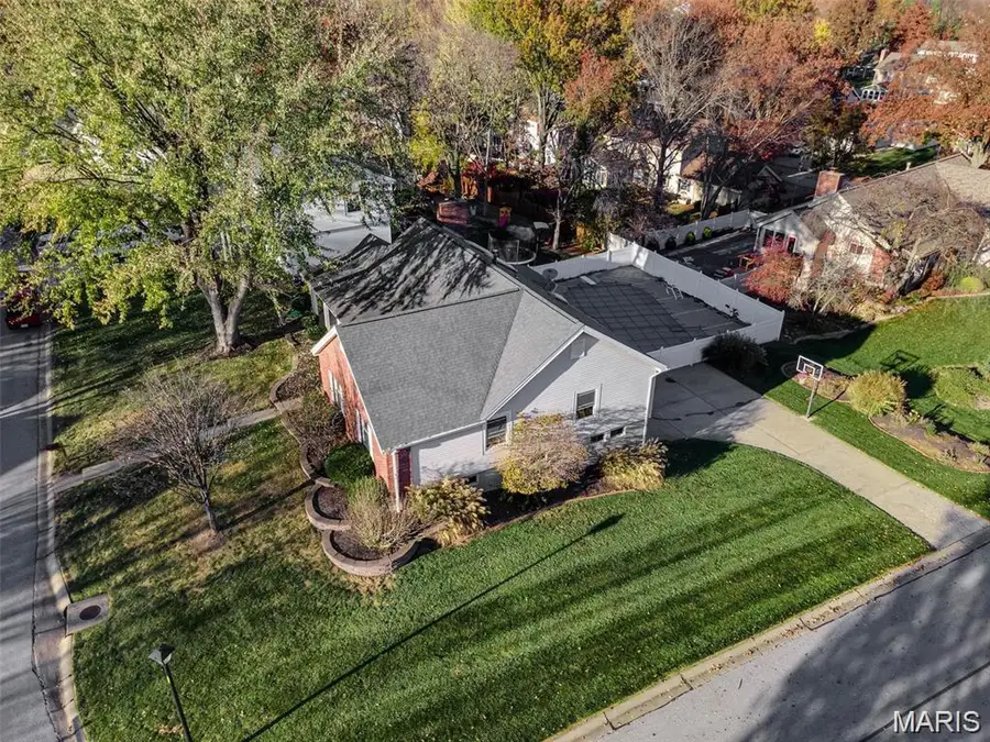 33 Carriage Way W, Saint Peters, MO 63376 - Image #3