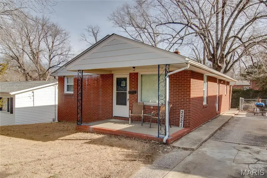 2221 Norside Drive, Alton, IL 62002 - Image #2