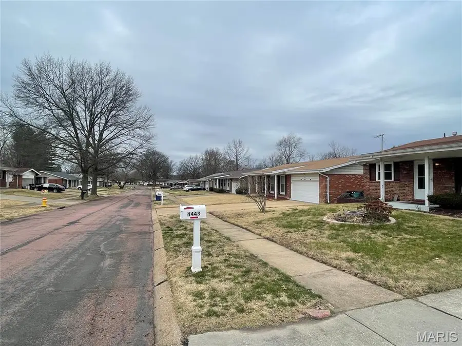 4443 Remus Drive, Florissant, MO 63033 - #3