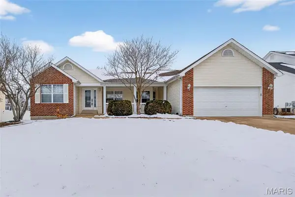 7 Cherokee Sunset Court, O'Fallon, MO 63366