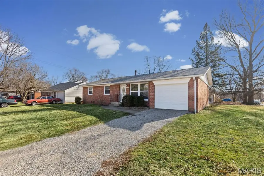 200 Primrose Lane, Fairview Heights, IL 62208 - Image #2