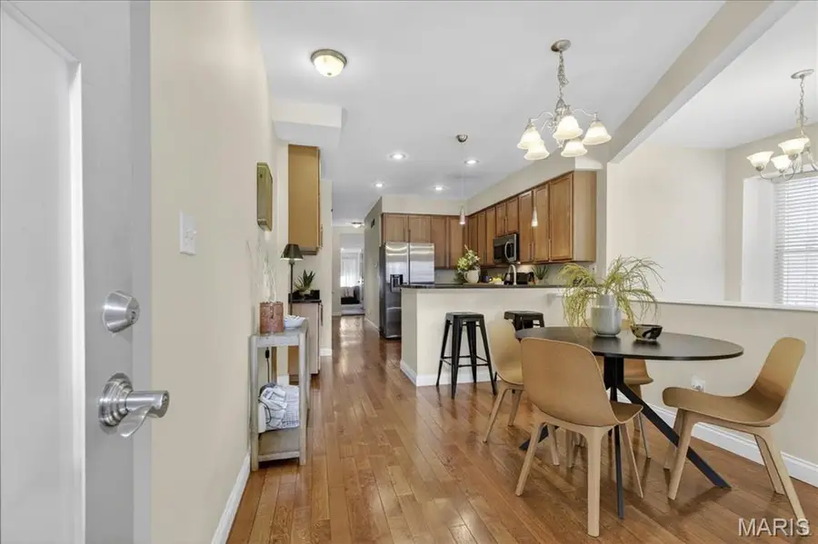 4317 Maryland Avenue #1E, Saint Louis, MO 63108 - Image #2