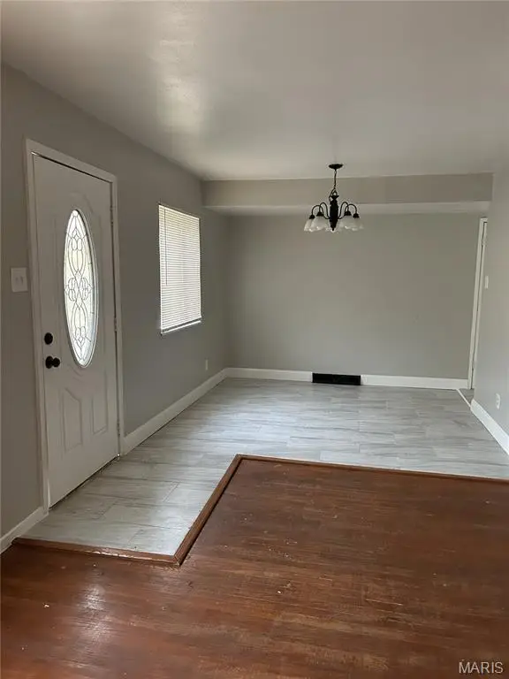 534 Alcove Avenue, Bellefontaine Neighbors, MO 63137 - Image #2