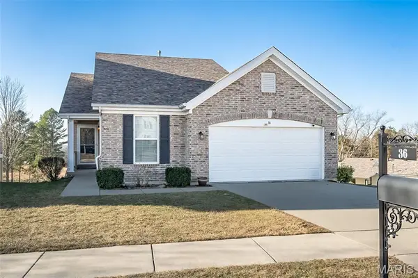 36 Chesterfield Court, Wentzville, MO 63385