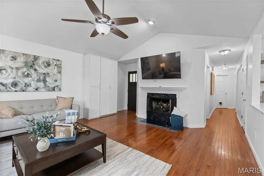 9722 Mueck Terrace, Webster Groves, MO 63119 - #3