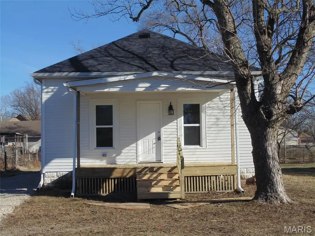 708 S Jefferson Street, Litchfield, IL 62056 - Image #1