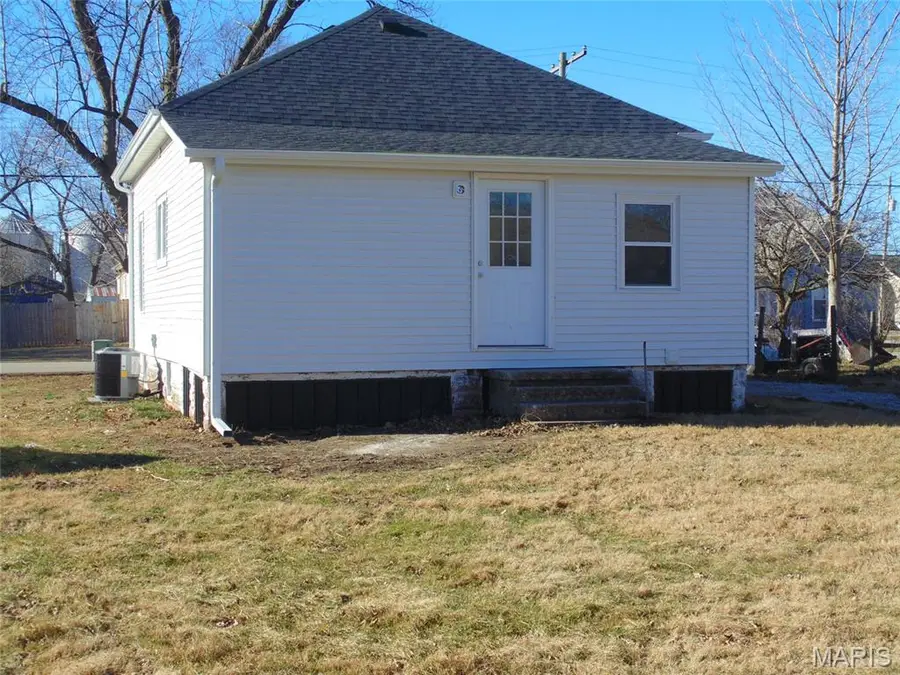 708 S Jefferson Street, Litchfield, IL 62056 - Image #3