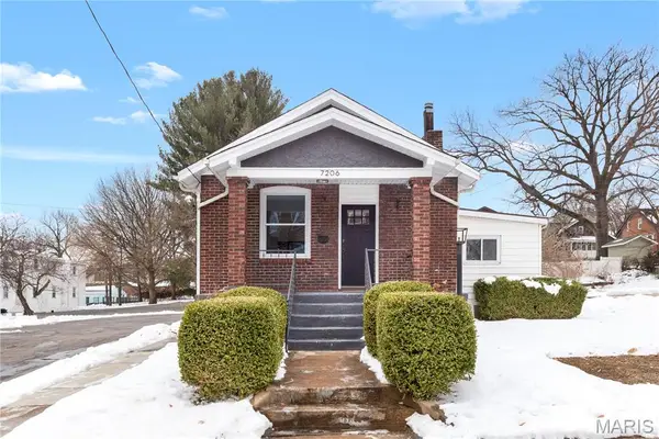 7206 Richmond Place, St Louis, MO 63143