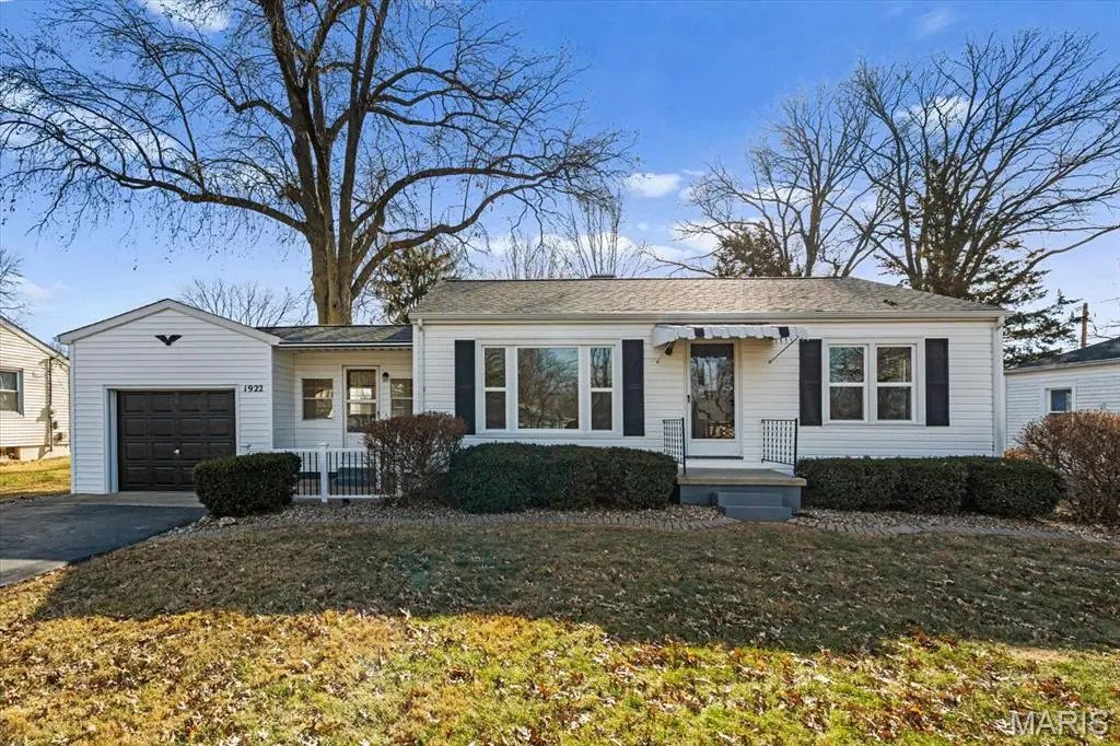 1922 Muren Boulevard, Belleville, IL 62221 - Image #1