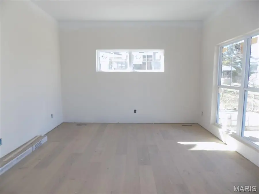 140 W Sarah Avenue, Kirkwood, MO 63122 - #3