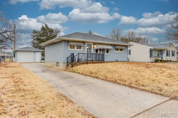 630 Saint Christina Lane, Florissant, MO 63031