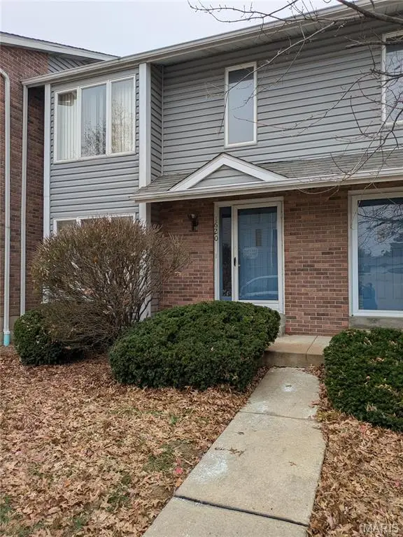 1620 Forest Hills Drive #D, Saint Charles, MO 63303 - Image #1