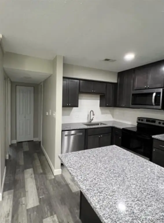 1913 Gascony Parc Drive #1913, Lake Saint Louis, MO 63367 - Image #2