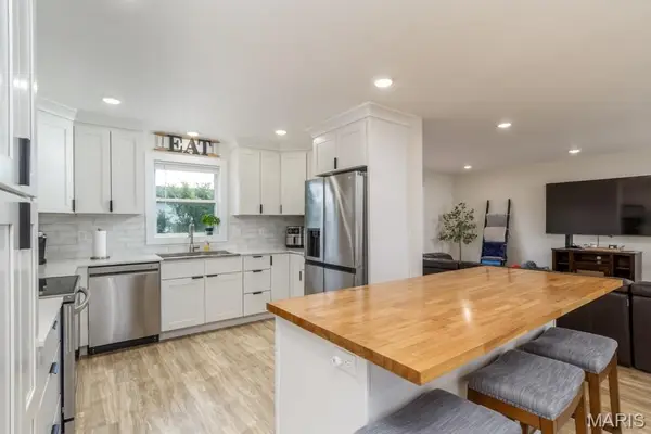 20250 Simmons Road, Waynesville, MO 65583