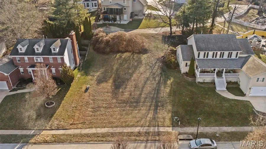 5220 Autumnwinds Drive, Oakville, MO 63129 - #3