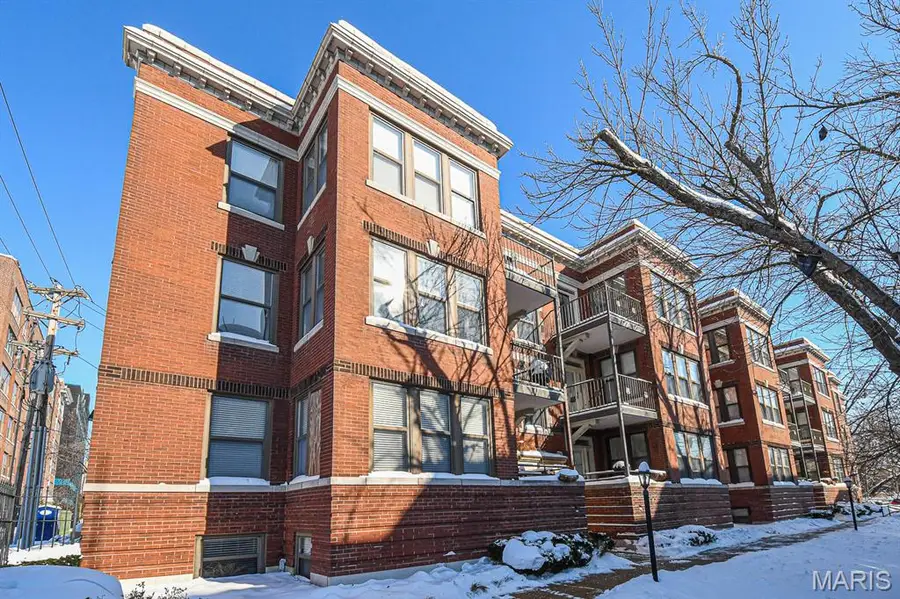 615 Clara Avenue #14, Saint Louis, MO 63112 - Image #2