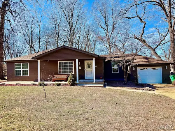 811 Taylor Avenue, Farmington, MO 63640