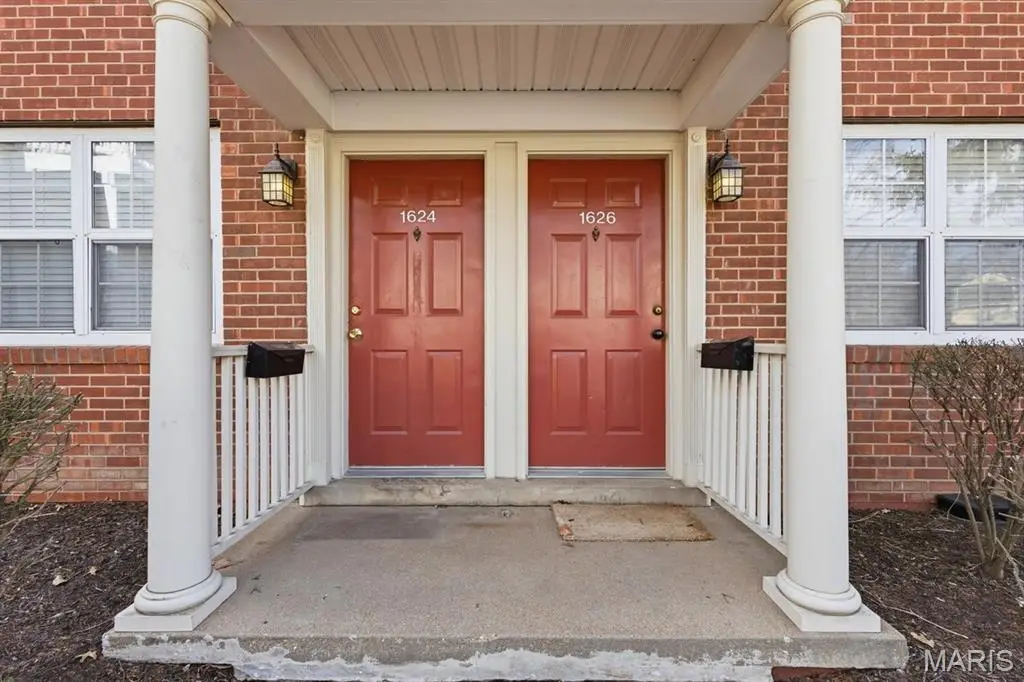 1624 E Swan Circle, Brentwood, MO 63144 - Image #1