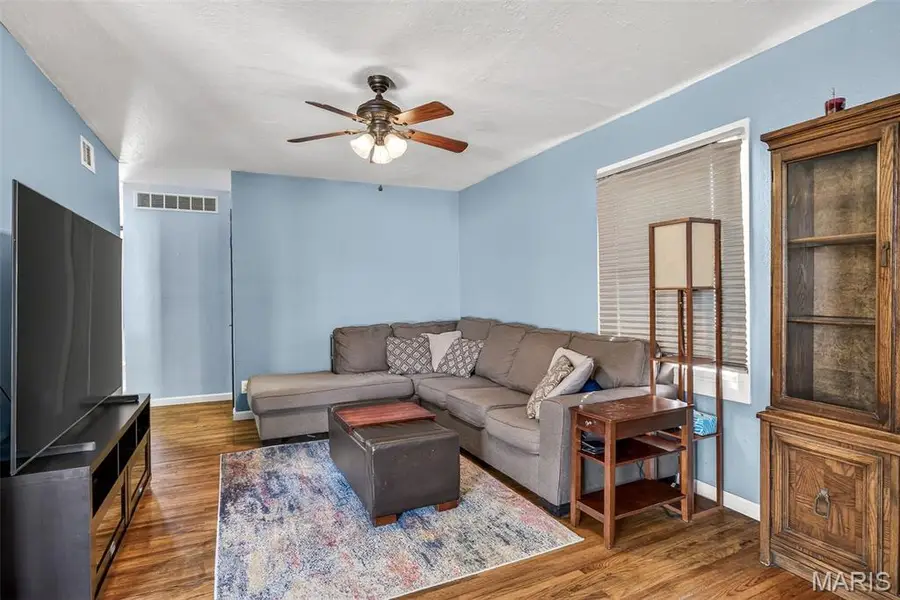 9406 Mackenzie Road, Affton, MO 63123 - #2