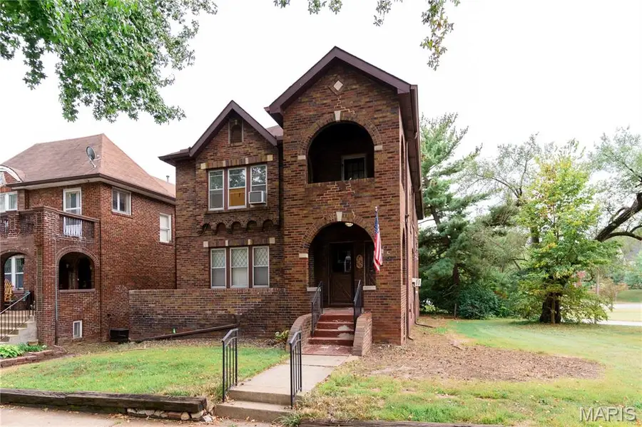 7360 Dartmouth Avenue, University City, MO 63130 - Image #2