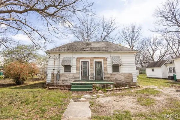 10 S Washington Street, Lenzburg, IL 62255