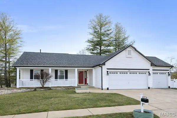 102 Meramec Meadows Court, Fenton, MO 63026