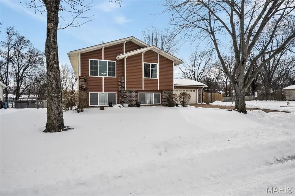 1 Inverness Court, Saint Peters, MO 63376 - Image #1