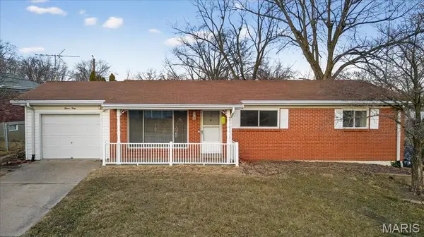 1530 Sherman Drive, St Charles, MO 63303