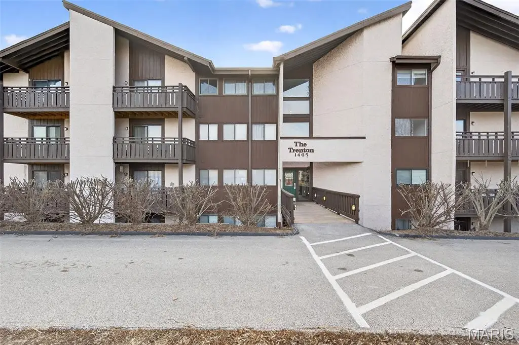 1465 Heritage Landing, Saint Charles, MO 63303 - Image #1