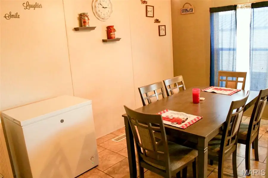 404 Garden Street, Cahokia, IL 62206 - Image #3