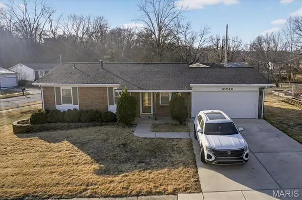 10749 Runningbrook Drive, Bellefontaine Nghbrs, MO 63137