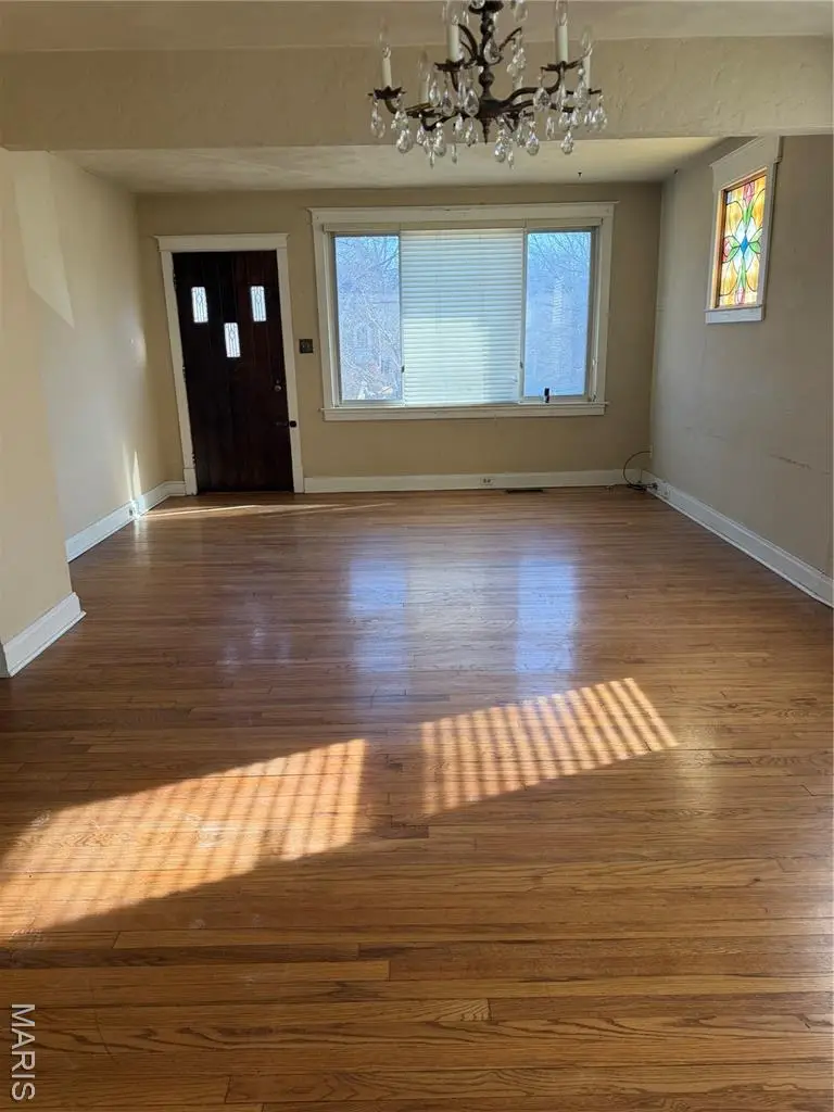 1731 Boneta Avenue, Saint Louis, MO 63117 - Image #2