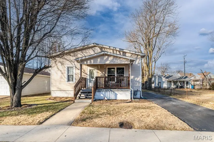 2311 E 25th Street, Granite City, IL 62040 - Image #3