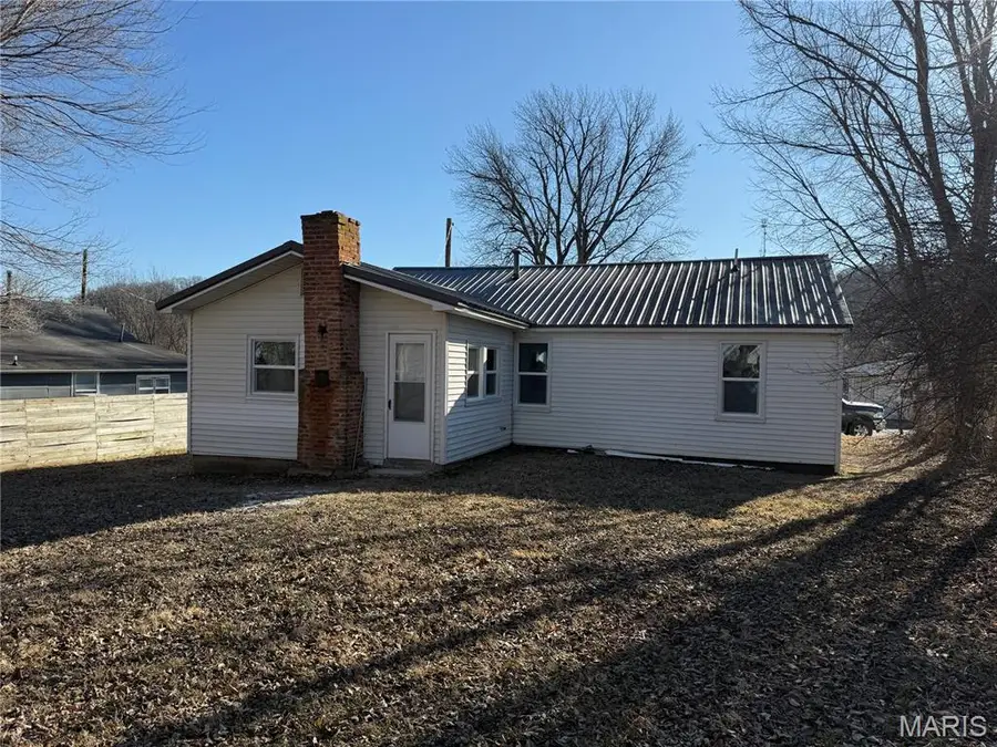 1109 Ohio Street, Louisiana, MO 63353 - Image #2