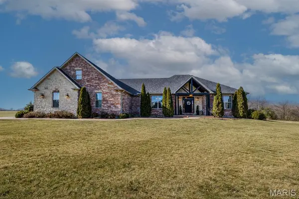 165 Kingsborough Court, Jackson, MO 63755