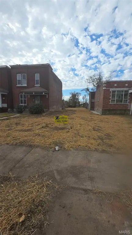 4746 Hammett Place Place, Saint Louis, MO 63113 - #1