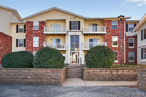 1464 Hawks Nest Court #H, St Charles, MO 63303