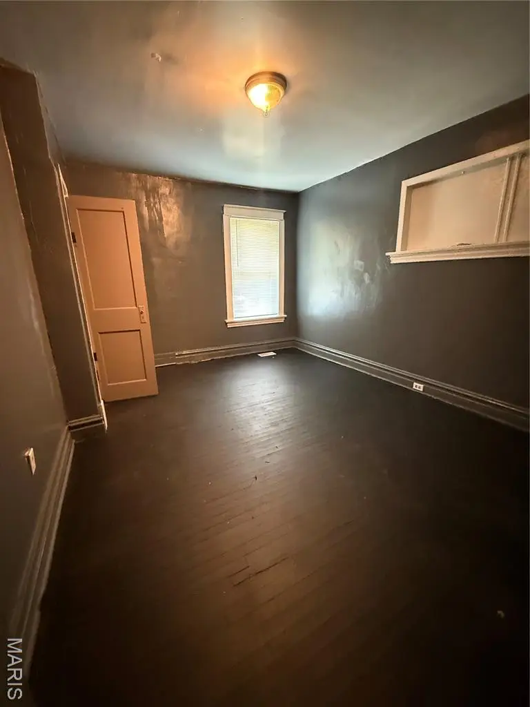 4215 Shreve Avenue, Saint Louis, MO 63115 - #2