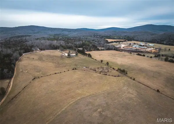 9111 Highway E, Fredericktown, MO 63621