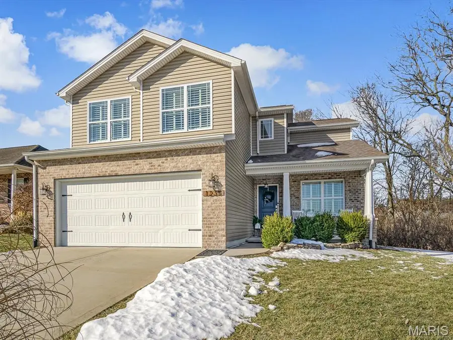 1235 Castle Green Drive, Waterloo, IL 62298 - #2