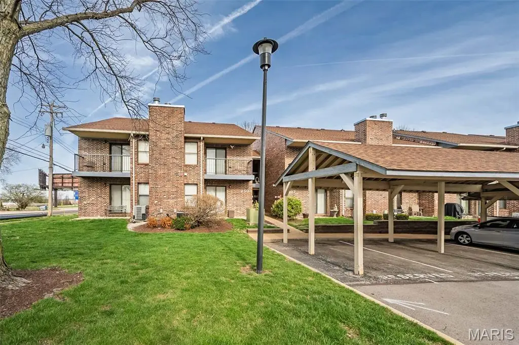 2303 Kratky Road #B, Saint Louis, MO 63114 - #1