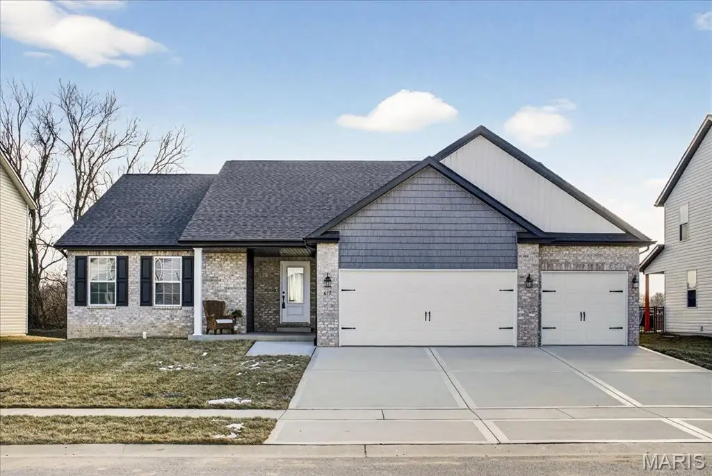 617 Middletown Court, Ofallon, IL 62269 - #1