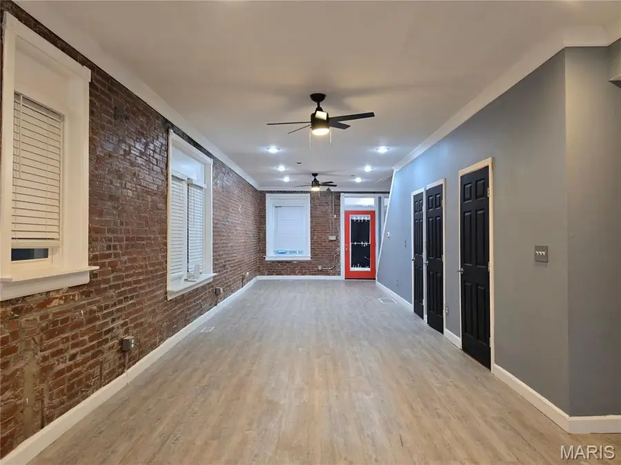 3708 Bamberger Avenue, Saint Louis, MO 63116 - Image #3