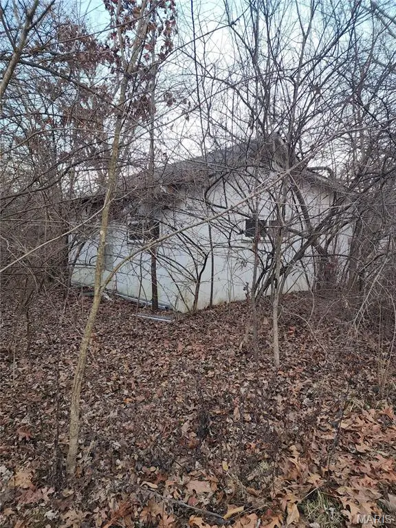 157 Mcclay Road, Winfield, MO 63389