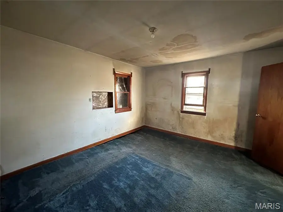 805 N Henderson Street, Salem, MO 65560 - Image #2