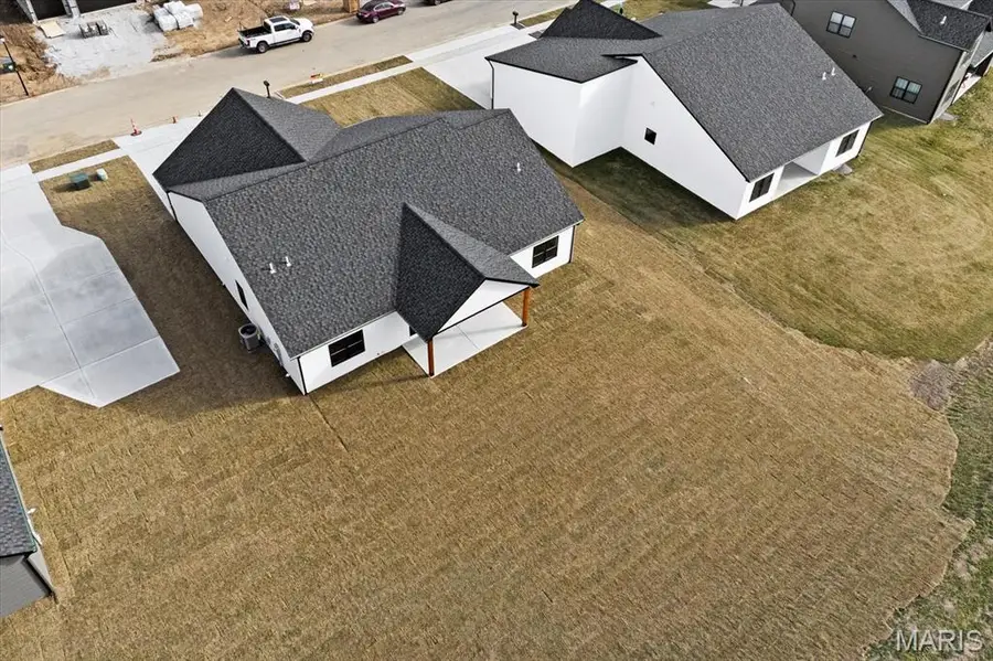 605 Tea Olive Blvd, Caseyville Township, IL 62269 - Image #3