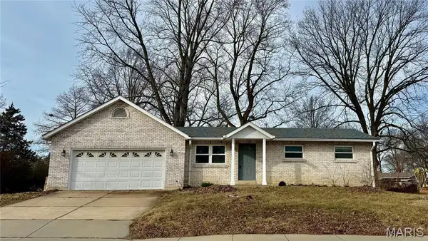 1427 Caulks Hill Road, St Charles, MO 63304